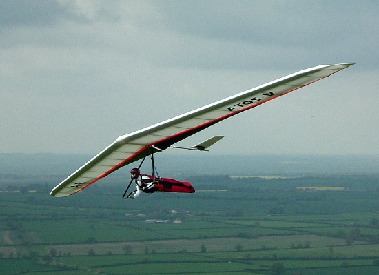 tsunami-hang-glider